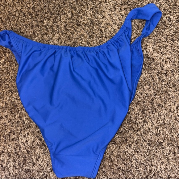 Wild Fable Blue Ruched Bikini - Picture 9 of 9